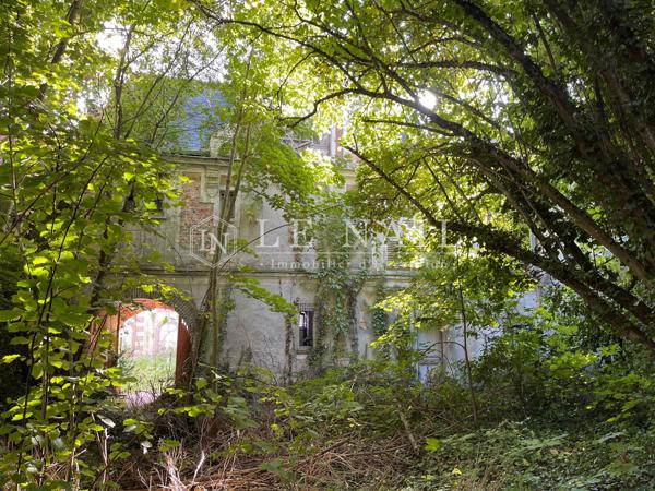 Manoir à restaurer à vendre à 40 km de Paris