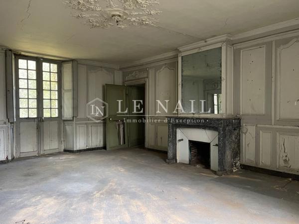 Manoir à restaurer à vendre à 40 km de Paris