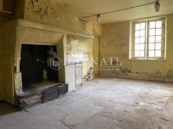 Manoir à restaurer à vendre à 40 km de Paris