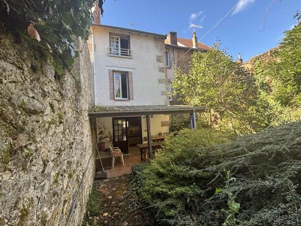Maison à vendre 72 345 € Bourganeuf 6 p 172 m² DPE F