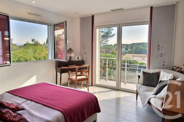 Maison à vendre  6 pièces - 203,65 m2 VALBONNE - 06