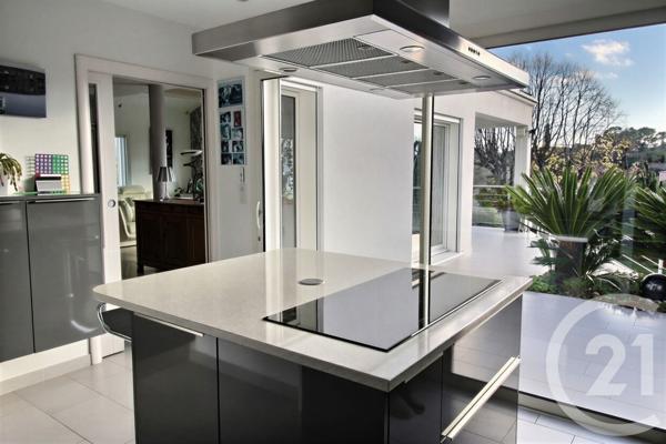 Maison à vendre  6 pièces - 203,65 m2 VALBONNE - 06
