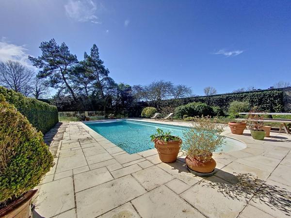 Vente Maison de luxe Bayeux 10 Pièces 321 m²