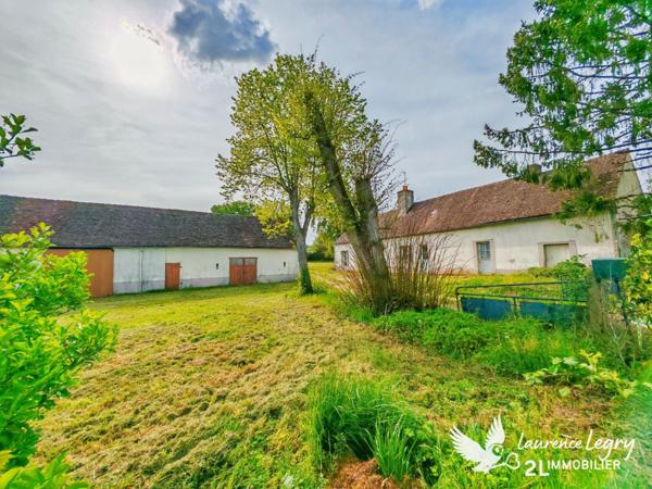 Longère à rénover au calme avec grange et hangar