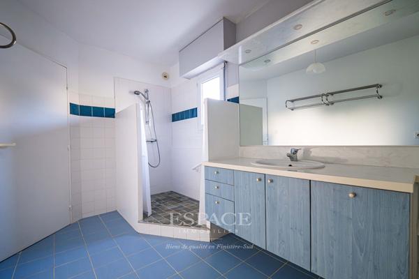 Concarneau appartement de 81 m2 avec terrasse, garage et cave