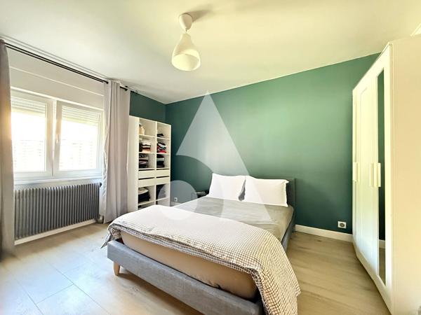 Maison 7 pièces 240 m2