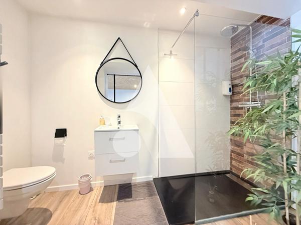 Maison 7 pièces 240 m2