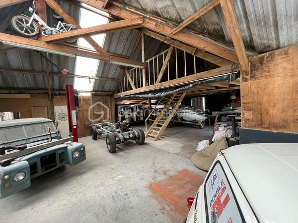 Local commercial de 375 m²