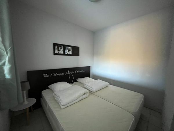 Proche Canal du Midi beau studio cabine