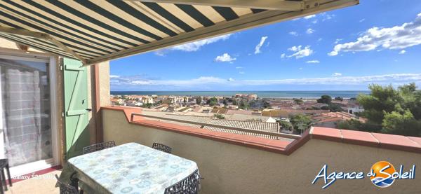 Appartement à Saint-Pierre-la-Mer SUPERBE VUE MER-PLAIN PIED T3 + 2 PARKINGS
