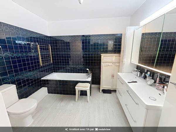 Appartement à vendre 5 pièces, balcon REIMS HYPER CENTRE (51)