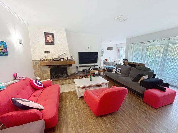 Appartement à vendre 5 pièces, balcon REIMS HYPER CENTRE (51)