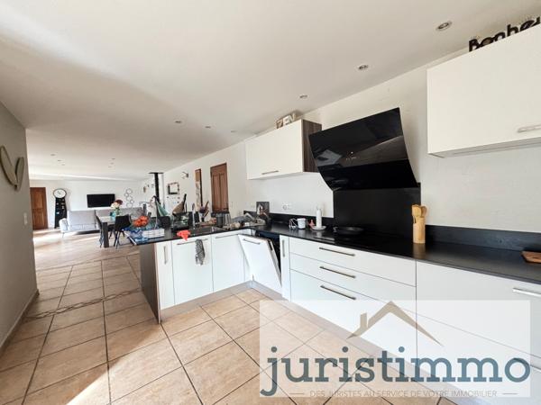 Cairanne (84290) Villa de 173m² sur une parcelle de 961m² à Cairanne