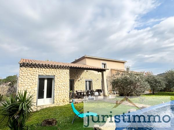 Cairanne (84290) Villa de 173m² sur une parcelle de 961m² à Cairanne