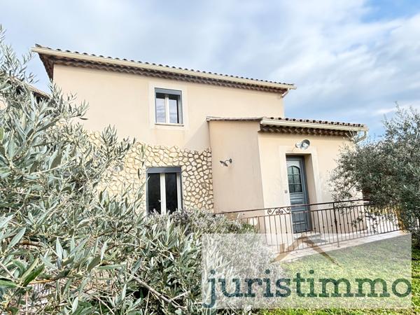 Cairanne (84290) Villa de 173m² sur une parcelle de 961m² à Cairanne