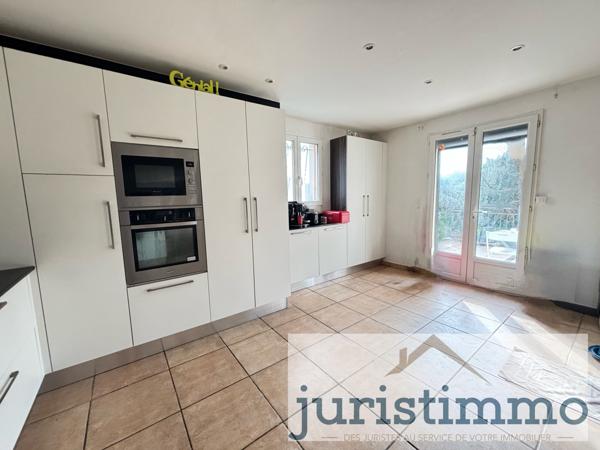 Cairanne (84290) Villa de 173m² sur une parcelle de 961m² à Cairanne