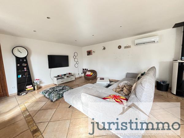 Cairanne (84290) Villa de 173m² sur une parcelle de 961m² à Cairanne