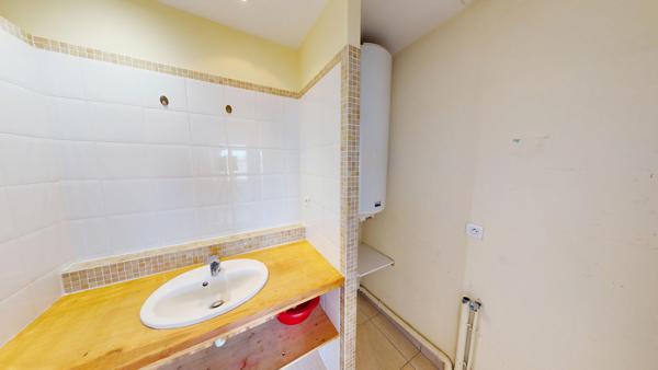 Frontignan (34110) Appartement Frontignan centre - 40m² - non meublé