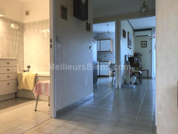  Beaux Arts-T3 au calme dans résidence sécurisée