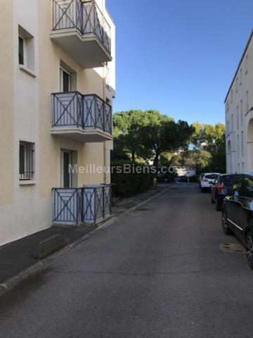  Beaux Arts-T3 au calme dans résidence sécurisée