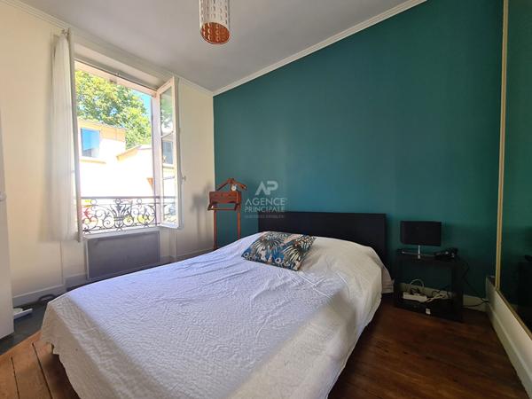 "Versailles Ermitage" joli appartement meublé sur cour pavée de 2 pièces de 33 m² !

Loyer €1 024.46/mois charges comprises **

- Ref : 13862