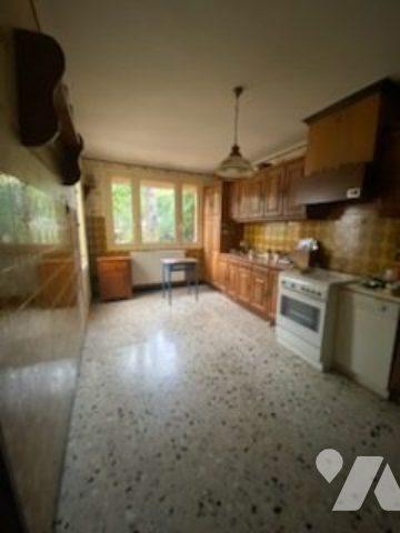 Maison semi mitoyenne avec jardin