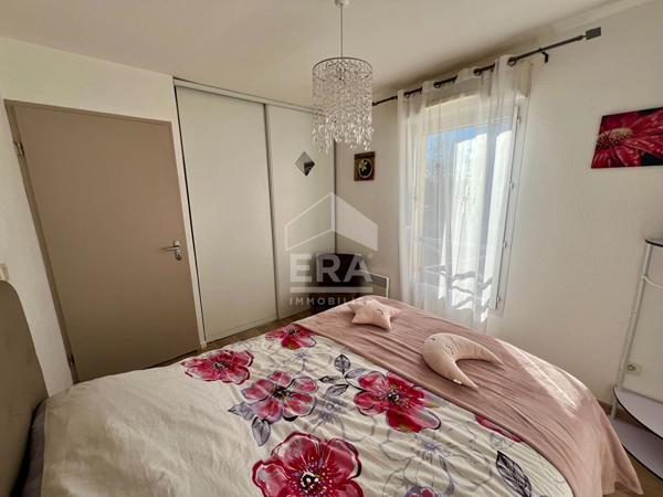 Superbe duplex 3 chambres avec jardin privatif et double parking dans une résidence récente 