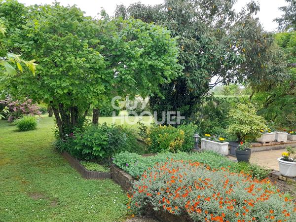 Proche FLEURY LA VALLEE