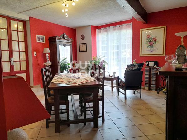 Proche FLEURY LA VALLEE