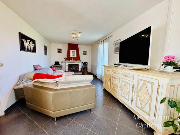 Maison 128 m² avec piscine et grange de 100 m2 – 3 800 m² de terrain