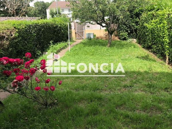 Location Maison 4 pièces 87.23 m² - 29 RUE AGRIPPA Poitiers 86000