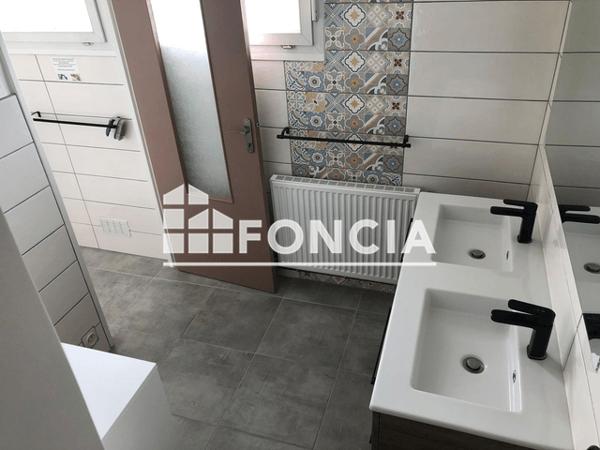 Location Maison 4 pièces 87.23 m² - 29 RUE AGRIPPA Poitiers 86000