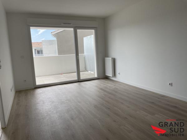 T2 avec terrasse de 23 m² et parking