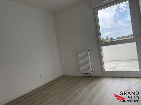 T2 avec terrasse de 23 m² et parking