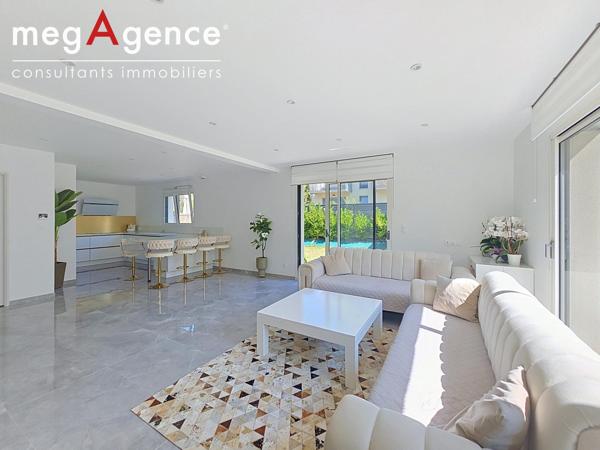 Maison à OUISTREHAM, 14150 - 7 pièces 140m²