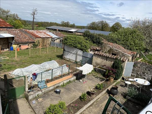 Maison à vendre |  Blanzac |  3 pièces | 120 m²