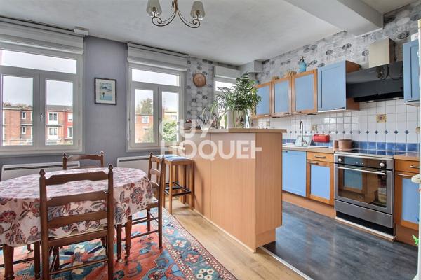 MAISON À VENDRE DE 7 PIÈCES DE 116,87 M²