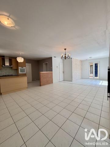 Maison à vendre 6 pièces 152 m² Fleury