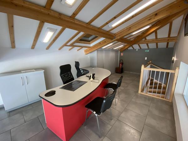 Local commercial - PUY