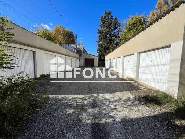 Location Parking - 6 RUE PAUL LANGEVIN Montelimar 26200