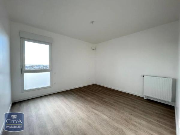 Appartement à louer 5 pièces 103.96m²
