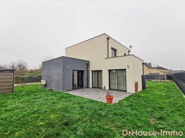 Maison à vendre 4 pièces de 137 m²