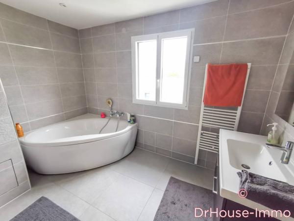 Maison à vendre 4 pièces de 137 m²