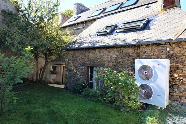MAISON DE CHARME,CENTRE BOURG DE PLELO