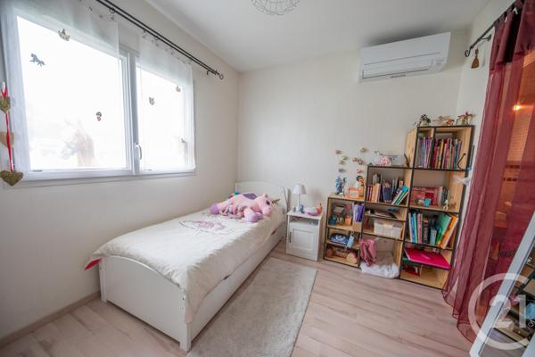 Maison à vendre  9 pièces - 263,16 m2 ST MEDARD EN JALLES - 33