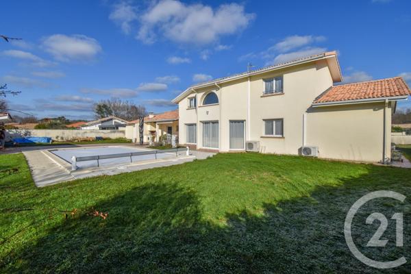 Maison à vendre  9 pièces - 263,16 m2 ST MEDARD EN JALLES - 33