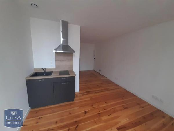 Appartement à louer 1 pièce 21.82m²