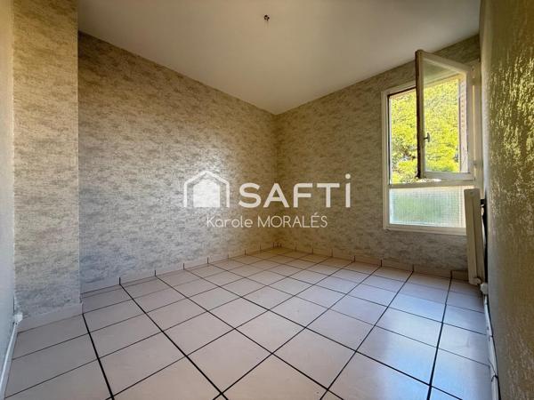 PERPIGNAN, APPT T4 AVEC BALCON DANS RESIDENCE AVEC STATIONNEMENTS