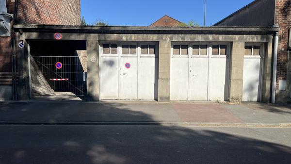 OPPORTUNITÉ INVESTISSEUR : Rare Lot de 11 Garages – Lille Vauban / Esquermes