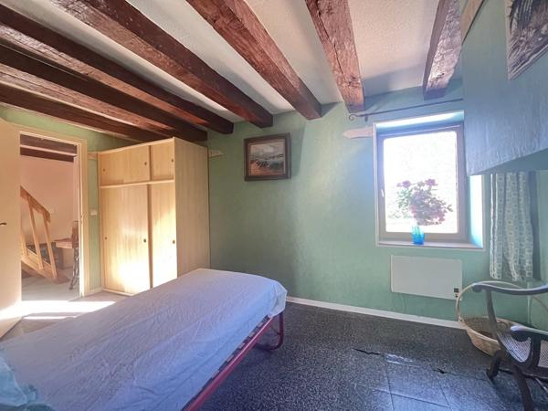 Vente                                                      Maison
                        
                     5 pièces                      108 m2                     à Béard